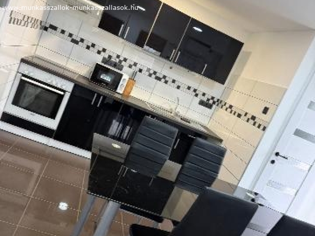 2700 Cegled Szechenyi Ut 23 418 2