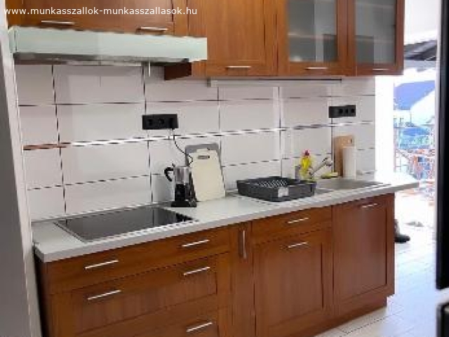 2700 Cegled Szechenyi Ut 23 418 9