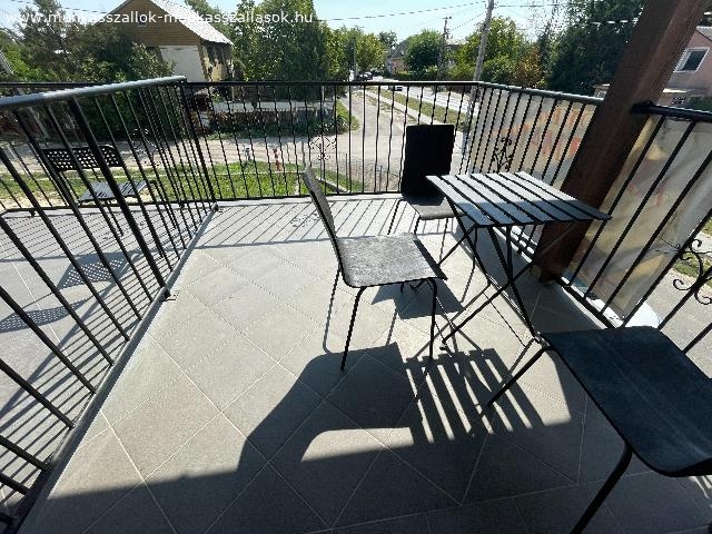 Kiado Munkasszallas Szigetszentmikloson Omega Apartmanhazban 402 7