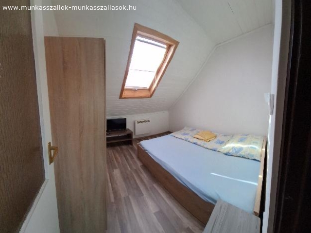 Kiado Munkasszallo Siofokon 367 2