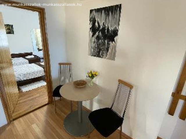 Maganszallashely Munkasszallo Hosszuvolgy 416 6